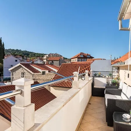 Apartments Sonja Split Exterior photo